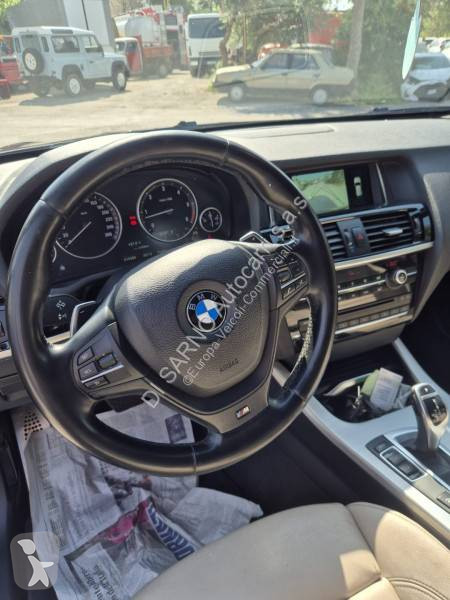 عربة نفعية BMW