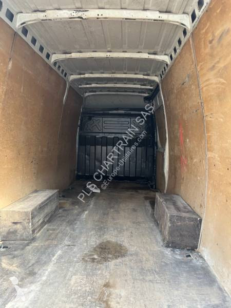 Furgoneta Iveco