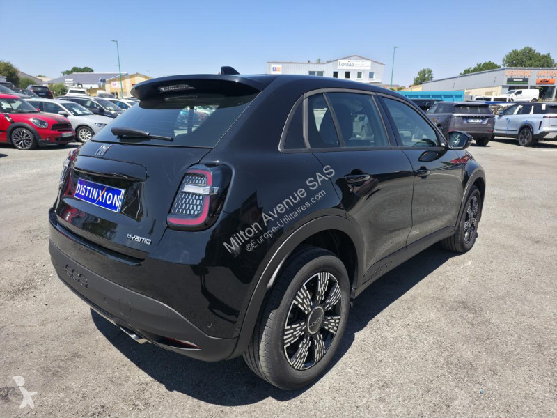 Samochód dostawczy Fiat FIAT 600 1.2 Hybrid -...