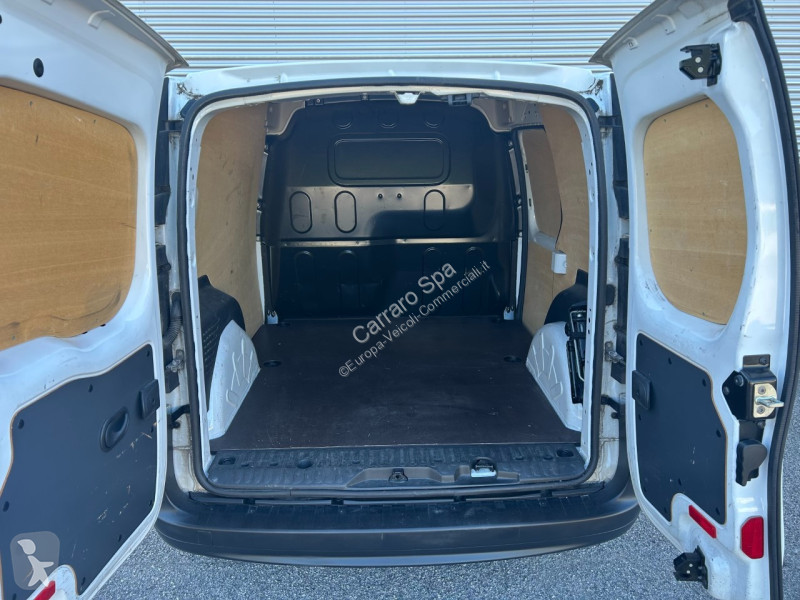 عربة نفعية Mercedes CITAN FURGONE E MIXTO