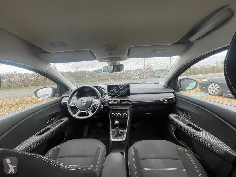 Samochód dostawczy Dacia III 1.0i TCe 90...