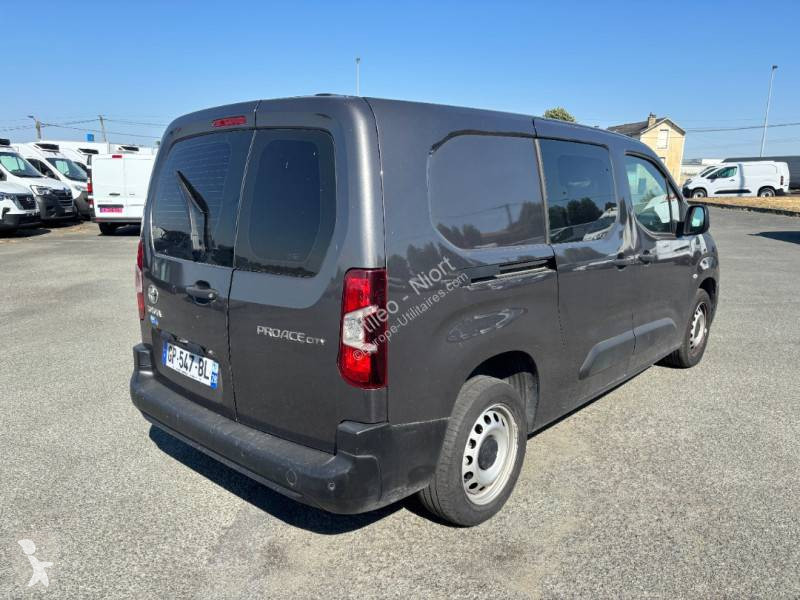 Véhicule utilitaire Peugeot