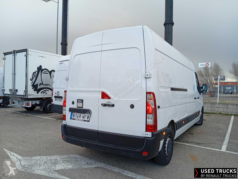 Samochód dostawczy Renault