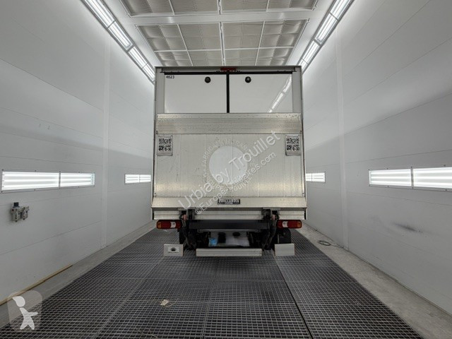 Véhicule utilitaire Iveco FRIGO 12M3 160 CV...