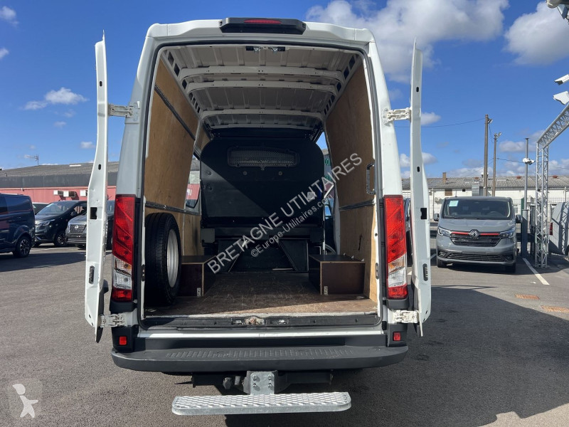 Iveco DAILY 35C14 V12 7 PLACES - L2H2 - PTRA 7T...