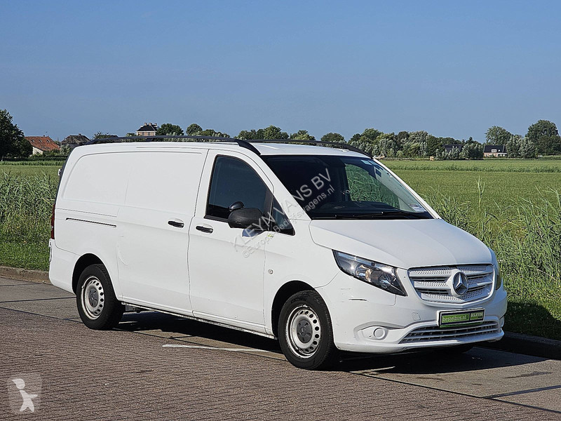 Bedrijfswagen Mercedes 111 L2 Airco Cruise Trek