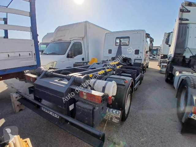 شاحنة Iveco
