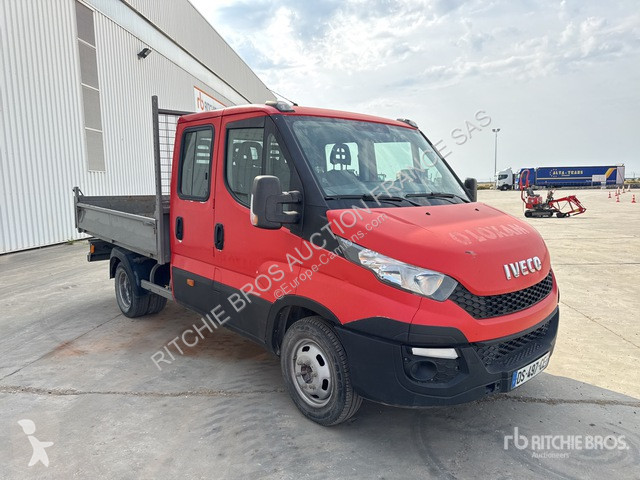 Véhicule utilitaire Iveco  35-130