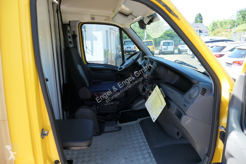 Furgoneta Iveco Daily 35 S11 C30C AUTOMATIK...