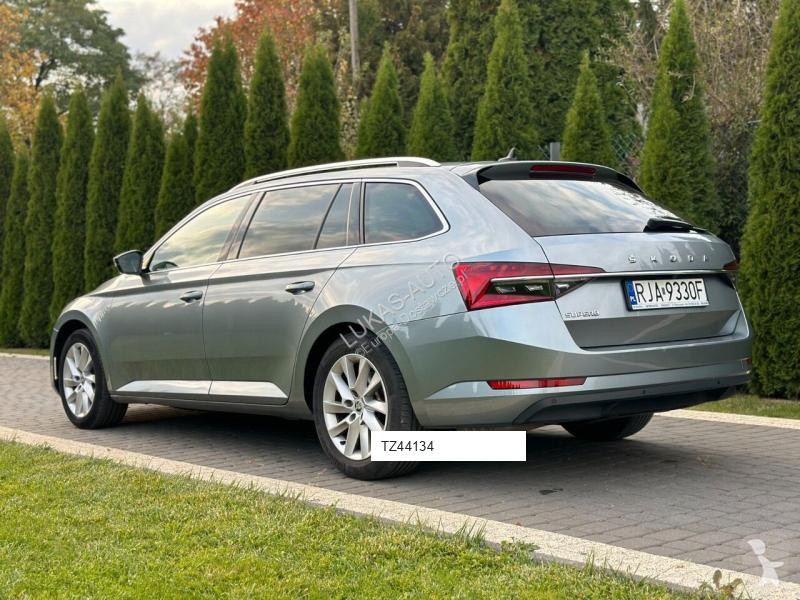عربة نفعية Skoda 2.0 TDI SCR 147kW DSG STYLE COMBI