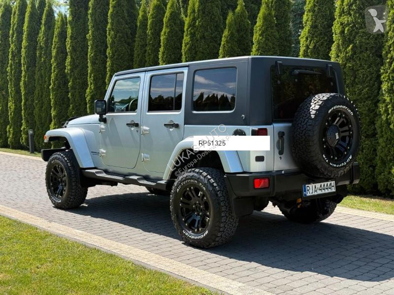 Samochód dostawczy Jeep Unlimited Sahara 3.8 Autom