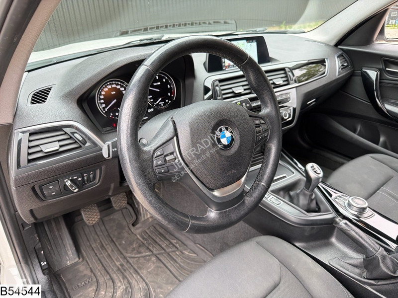 Véhicule utilitaire BMW 116 D 1-serie
