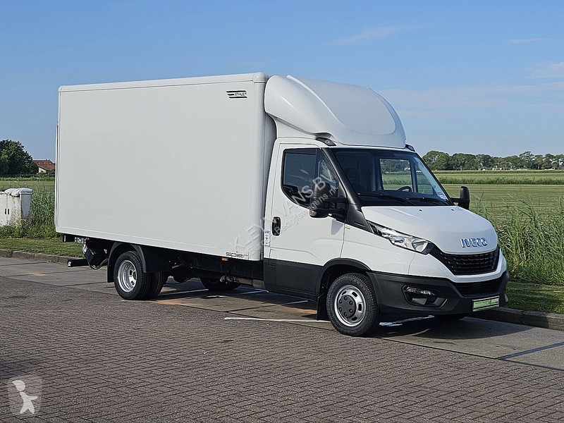 عربة نفعية Iveco 35C16 Bakwagen Laadklep!