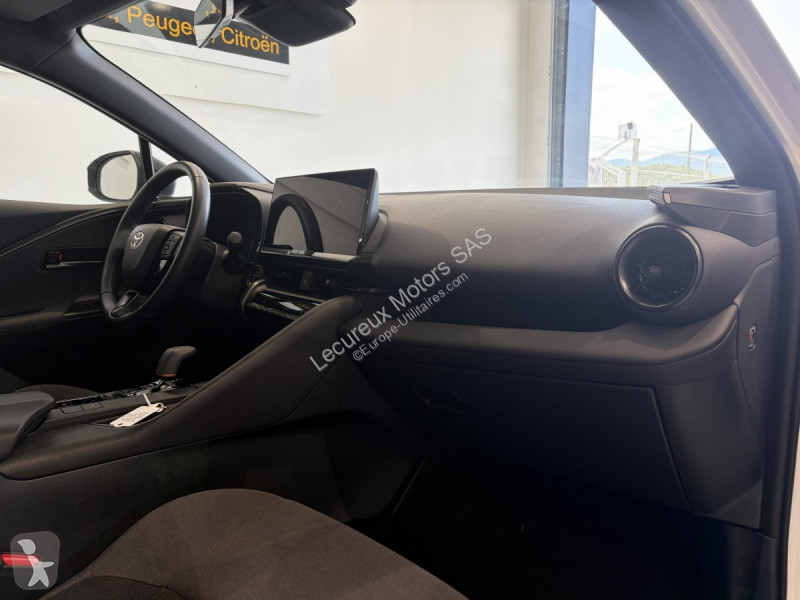 Furgoneta Toyota (2) 1.8 Hybride 140 Design