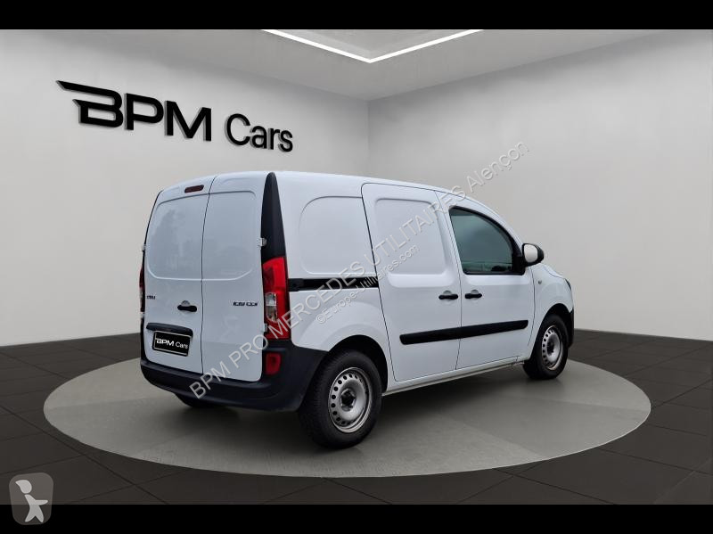 Furgoneta Mercedes 109 CDI Long Base