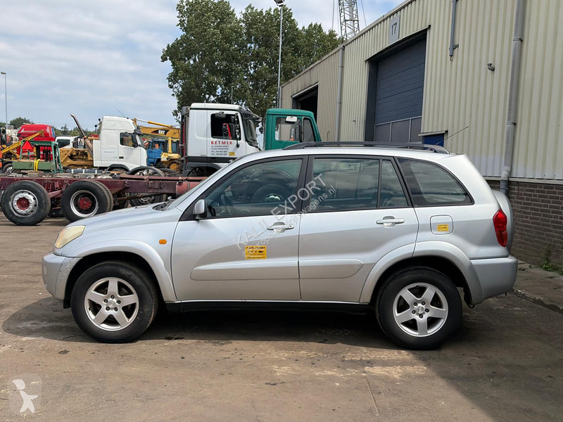 Toyota SUV - 4x4 - Manual Gearbox - Power...