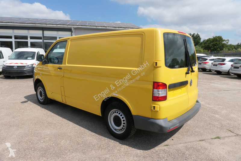 Volkswagen T5 Transporter 2.0 TDI 2-Sitzer...