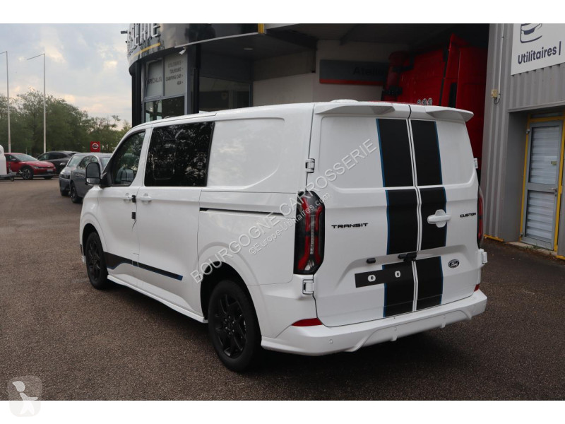 Véhicule utilitaire Ford TRANSIT CUSTOM 2.0...