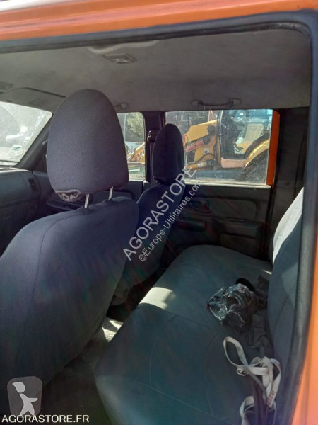 Furgoneta  L200