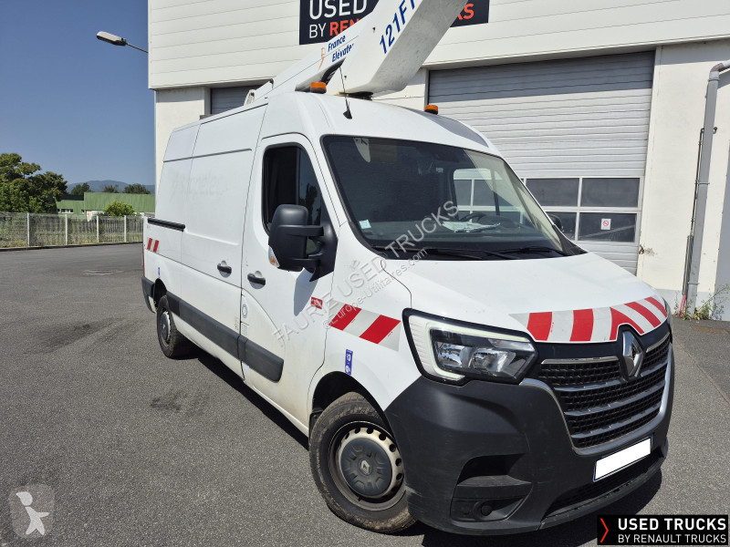 Samochód dostawczy Renault