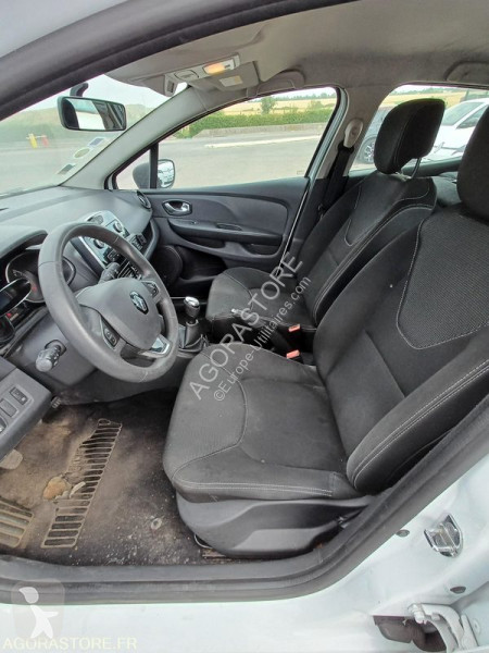 عربة نفعية Renault CLIO