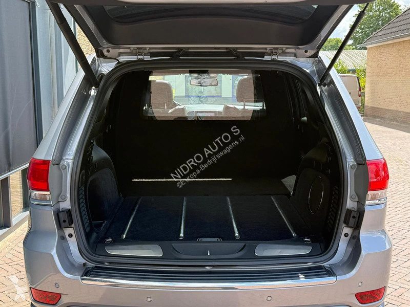 عربة نفعية Jeep 3.0 V6 CRD Overland 4x4...