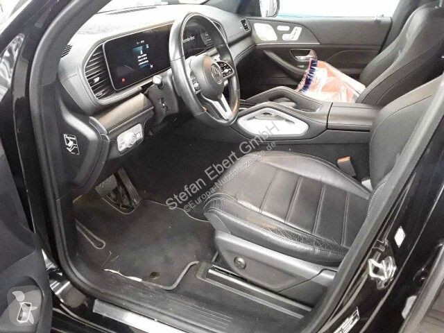 عربة نفعية Mercedes 300d 4M...