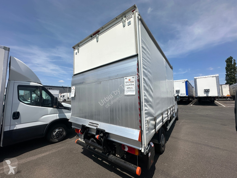 عربة نفعية Renault 20M3 145 CV FOURGON HAYON 3,5 T