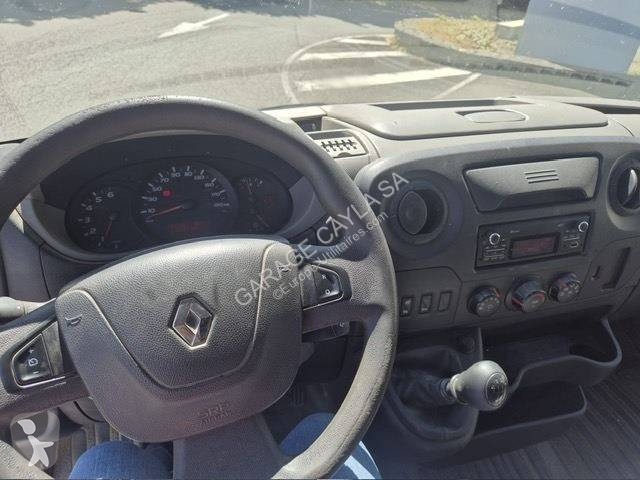 عربة نفعية Renault