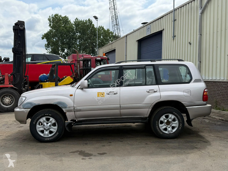 Furgoneta Toyota SUV - V8 - Petrol - 4x4 4WD -...