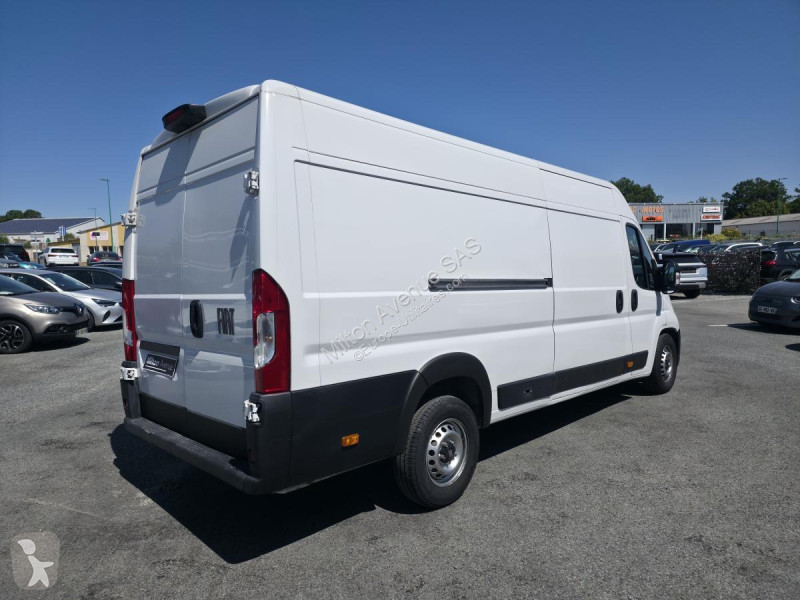 Véhicule utilitaire Fiat DUCATO Tôlé Business...