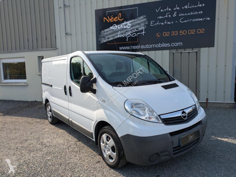 Véhicule utilitaire Opel VIVARO 2.0 CDTI 115CH...
