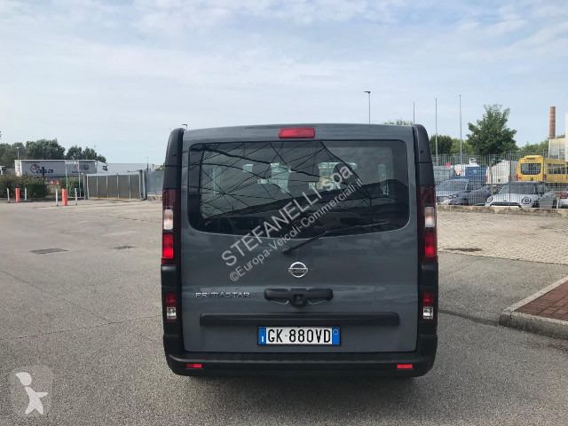 Veicolo commerciale Nissan Primastar bus 2.0...