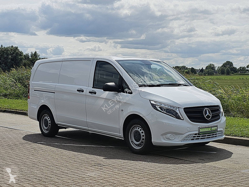 Véhicule utilitaire Mercedes 114 L2 Aut. LED...