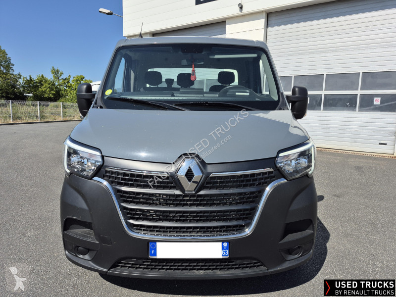 عربة نفعية Renault