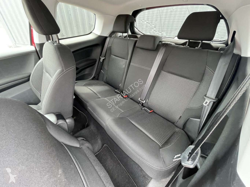 Véhicule utilitaire Peugeot