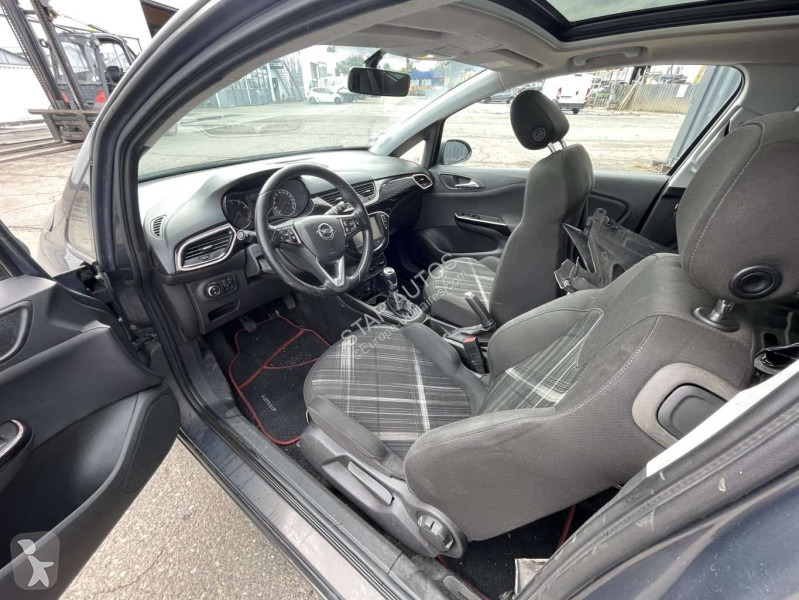 Véhicule utilitaire Opel