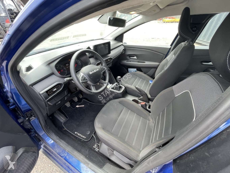 عربة نفعية Dacia