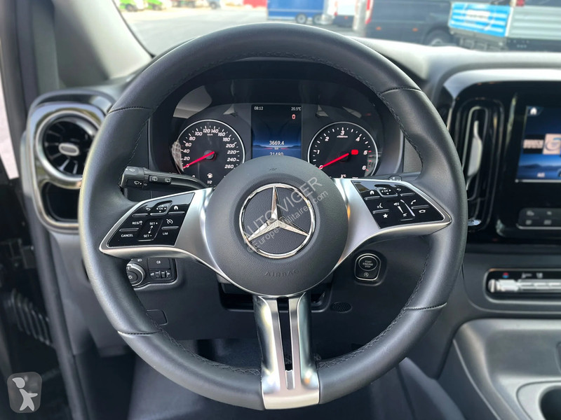 عربة نفعية Mercedes 116...