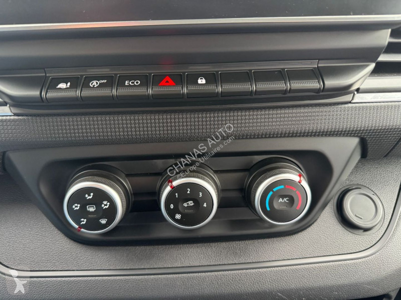 Véhicule utilitaire Renault L2H1 2.0 BLUE DCI...