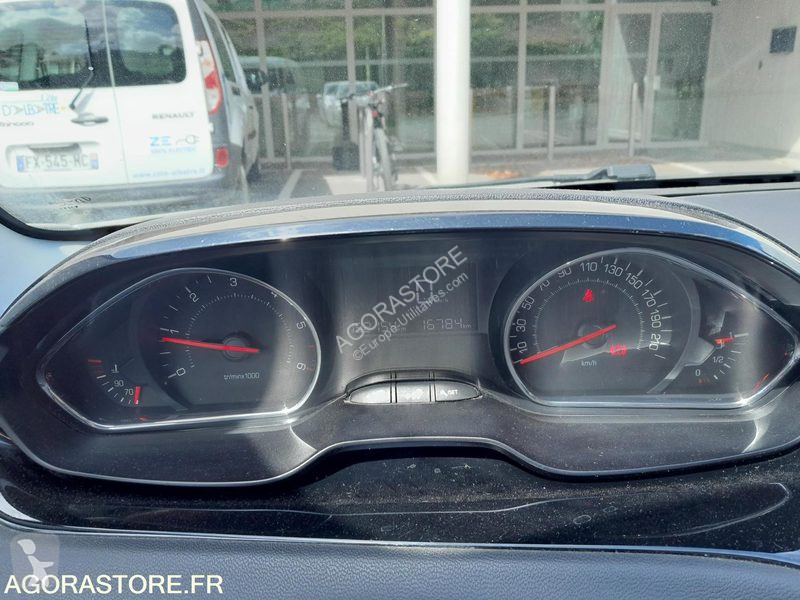 Furgoneta Peugeot 208