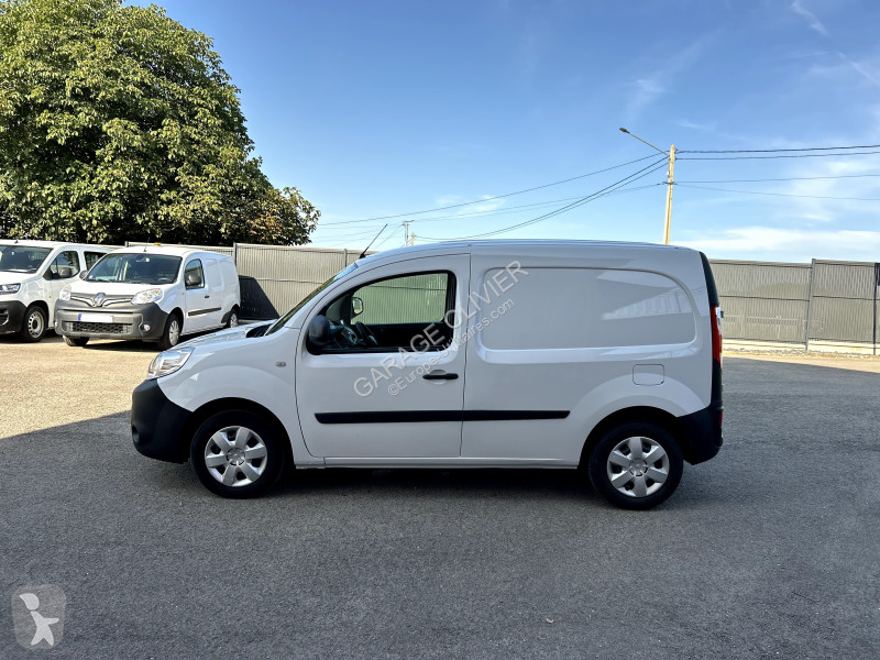 Véhicule utilitaire Renault 1.5 Blue dci 95...