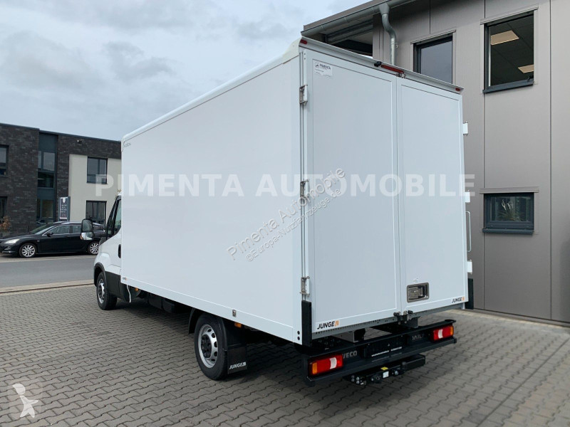 Iveco 35S14H EA8 KOFFER 4,37m 1,1t...
