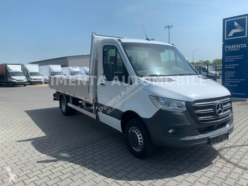 Furgoneta Mercedes 517 43 5t ALU PRITSCHE 4,40m...