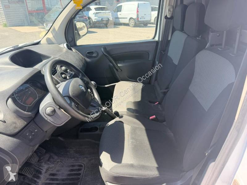 عربة نفعية Renault