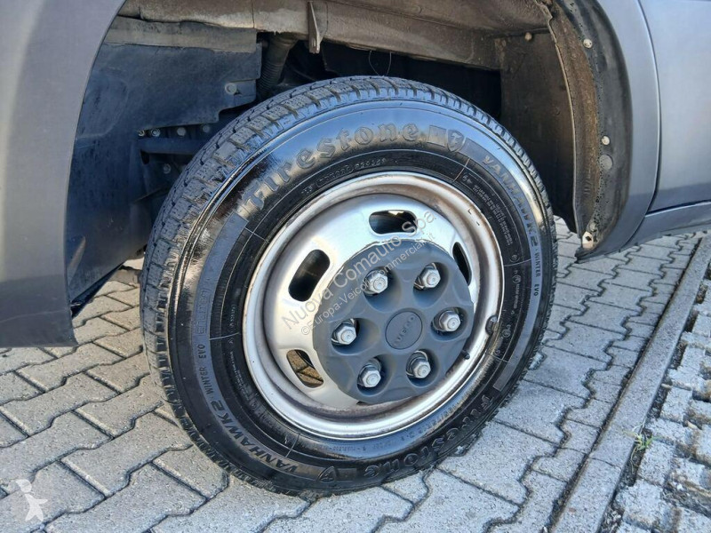 Furgoneta Iveco V