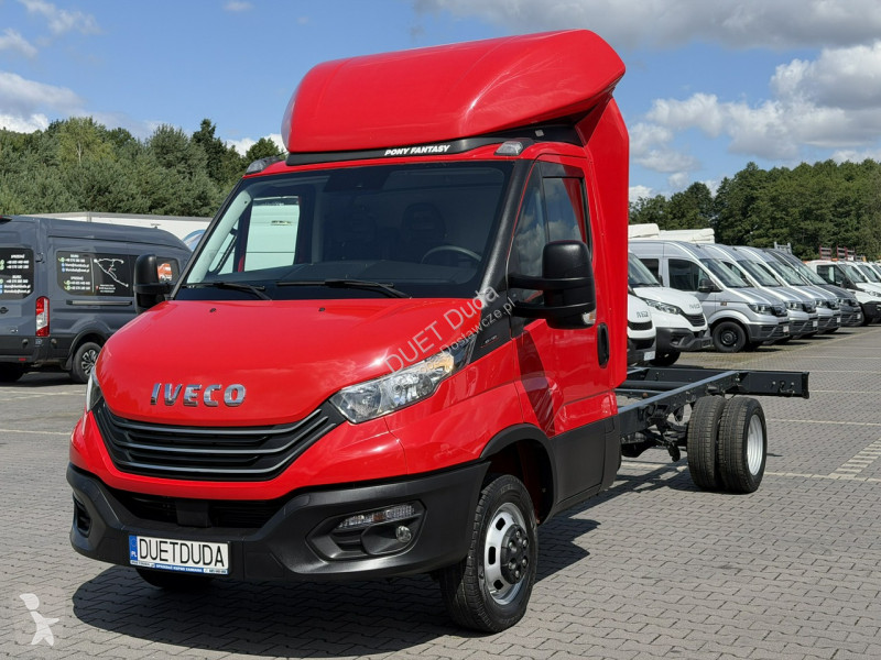 Лекотоварен автомобил Iveco