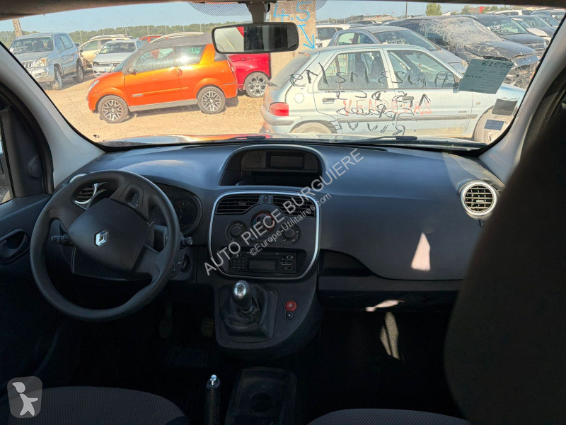 عربة نفعية Renault RENAULT II 1.5 BlueDCi 95...