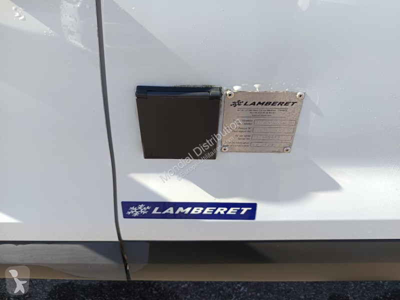 عربة نفعية Renault DCI 75