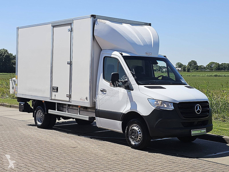 عربة نفعية Mercedes 515 Bakwagen Laadklep!